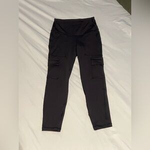 Old Navy PowerPress High Rise Cargo Leggings